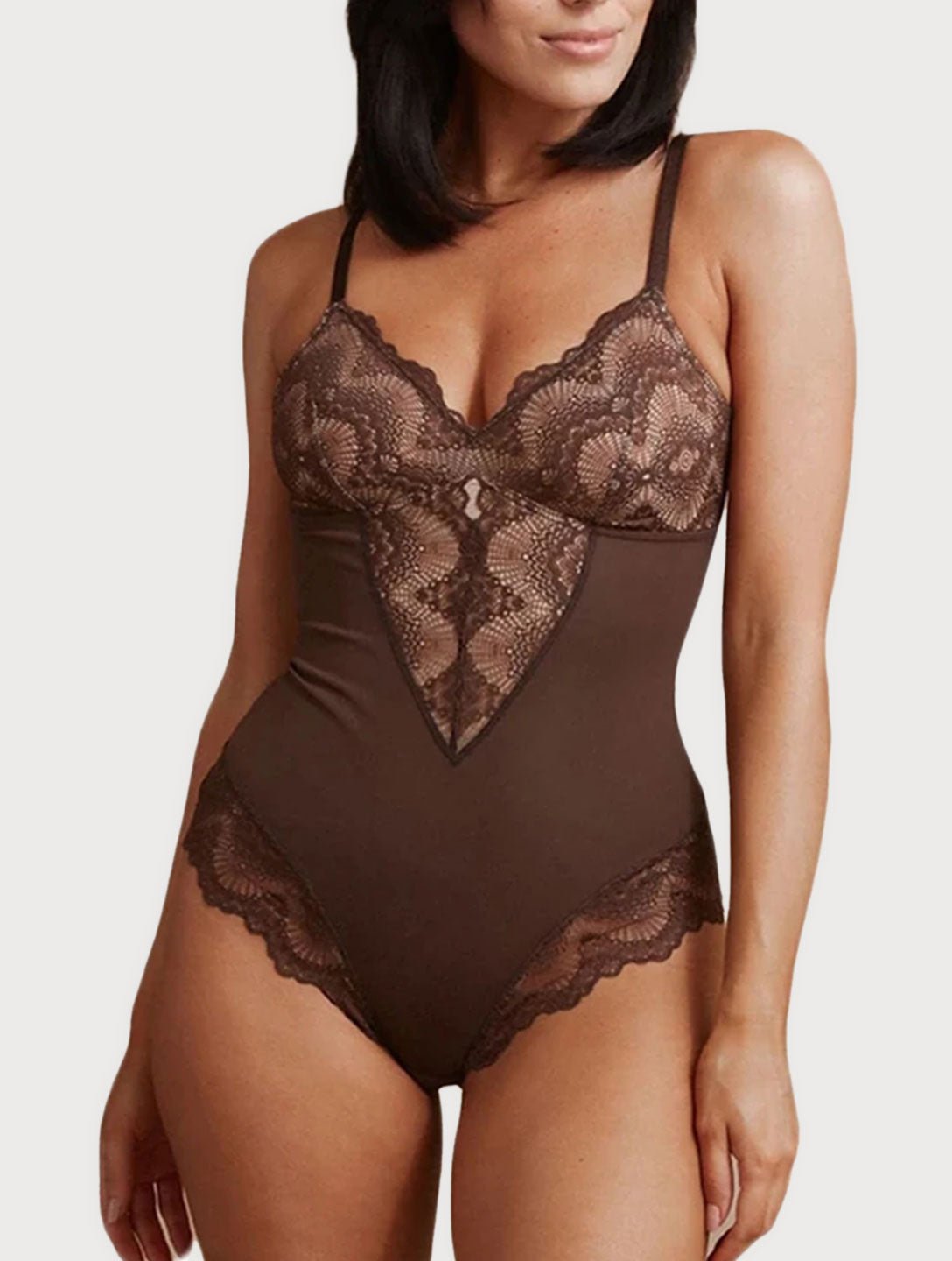 Styling our Snatched Shapewear bodysuit in black #shapely